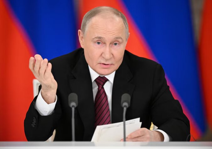 Putin proposes direct peace talks with Ukraine