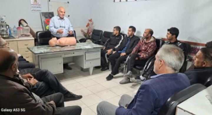 کارگاه احیای قلبی ریوی و مغزی در ورزشگاه توحید عباسی برگزار شد