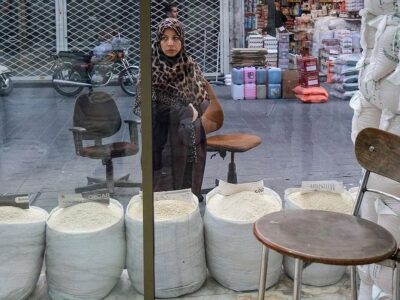 معمای برنج پاکستانی؛ دلار ۲۸ هزار تومانی چطور ۲۰۰ هزار تومان می‌شود؟