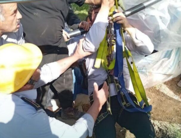نجات معجزه آسای مرد ۴۰ ساله از چاه در یام