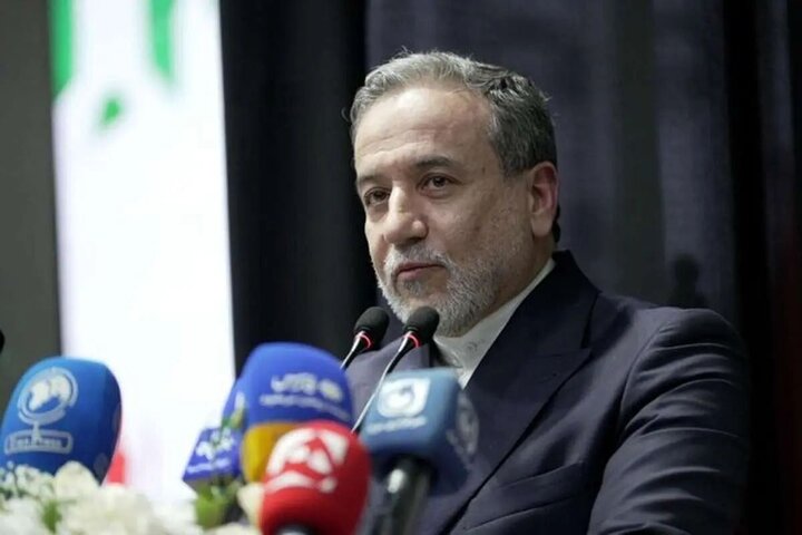 Araghchi slams West double standards regarding Sudan