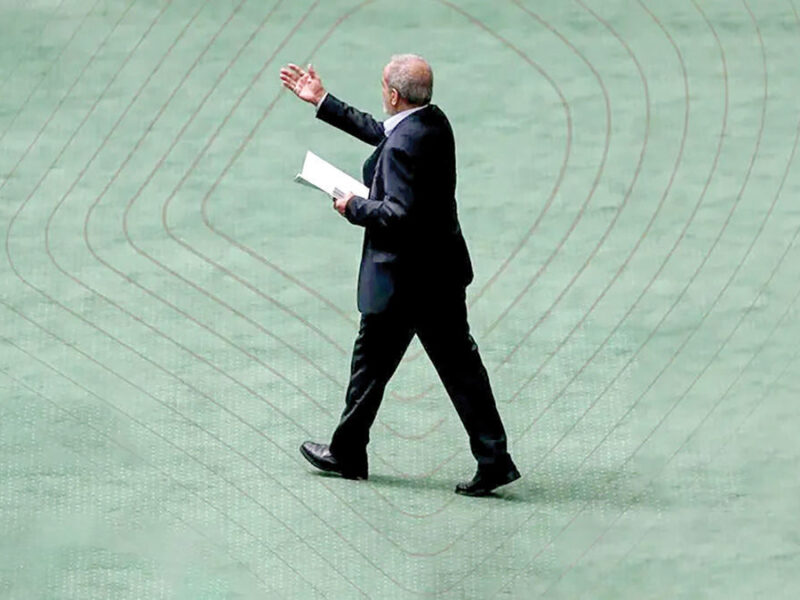 افزایش انتقادات اصولگرایان و اصلاحطلبان از دولت پزشکیان/ گفتمان جناحها در پروژه وفاق