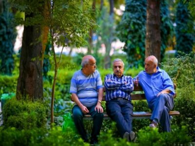 بازنشستگان، سال آینده منتظر افزایش حقوق باشند