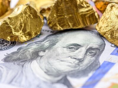 طلا یا دلار ؛ برنده واقعی بازارها کدام است؟