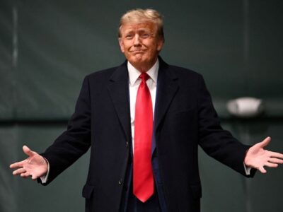 علاقه ترامپ به دیکتاتوری؛ کاش وزرایم مثل وزرای شی از من میترسیدند!