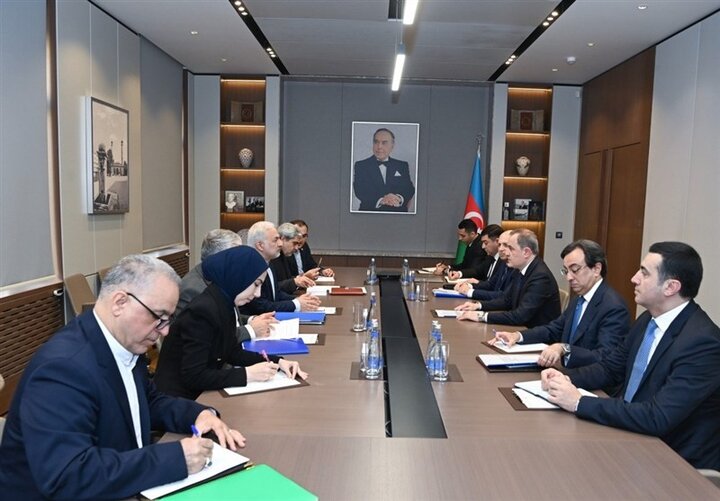 Iran, Azerbaijan emphasize enhancing energy, transport Coop.