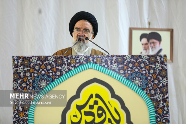 Senior cleric slams US role in Israel June aggression on Iran