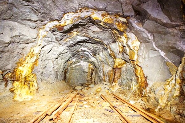 Iran discovers new gold mine in South Khorasan prov.