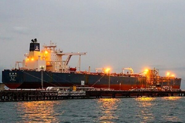 US sanctions 29 ships over Iranian oil shipments