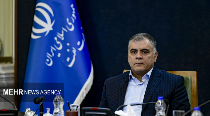 Oil industry plays key role in countering external pressure