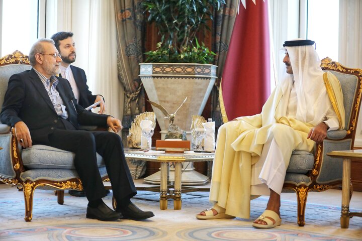 Top Iranian security official meets Emir of Qatar in Doha