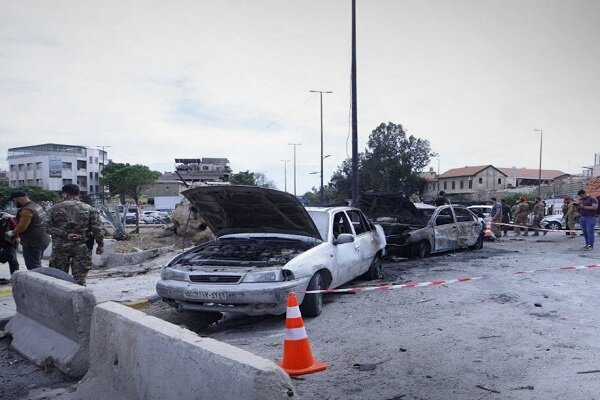 HTS soldier killed, 12 wounded in Damascus car bomb explosion