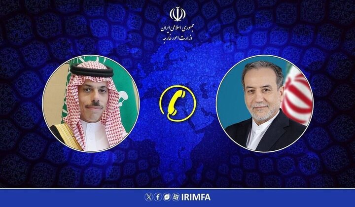 Iranian, Saudi FMs hold phone call to discuss region