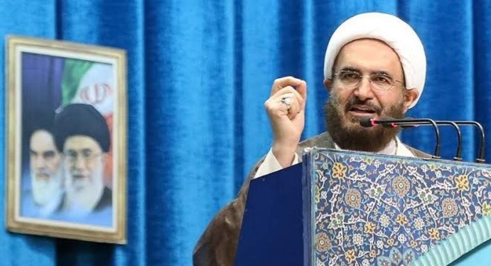 حاج علی اکبری: دشمنان در صورت خطا، موشک‌های جدیدی را تجربه خواهند کرد