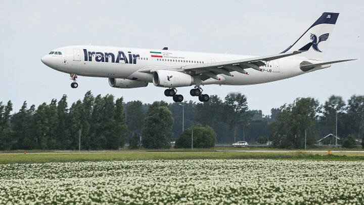 1st flight from Tehran in 4 mos lands in Dubai airport