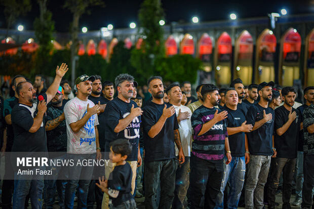 Ashura; symbol of struggle btw righteousness, falsehood