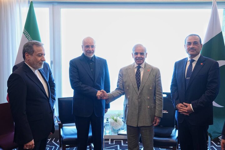 Four-way talks in Swtizerland still suspended: report