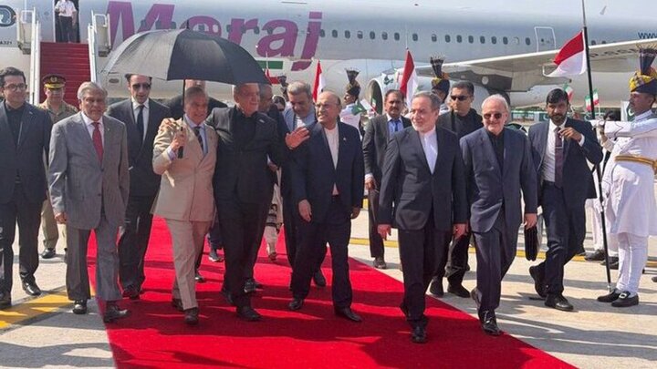 Pres. Pezeshkian arrives in Islamabad for high-profile talks