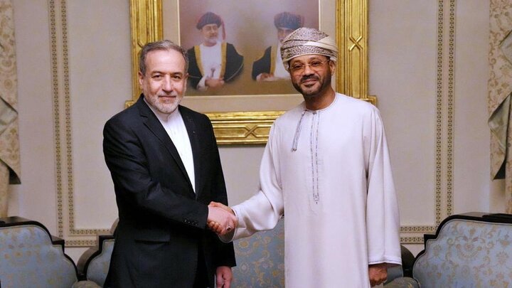 Iran, Oman to continue technical talks on Hormuz Strait