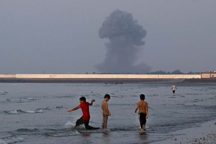 IRGC hits two tankers trying to cross unsafe Hormuz route