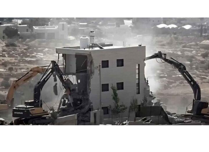 VIDEO: Israel demolishes 2 Palestinian homes in West Bank