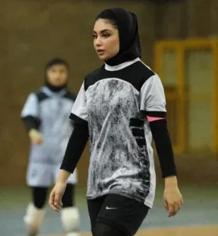 ملیکا مولوی  از دل محله‌های جنوب تهران تا میدان‌های حرفه‌ای؛
