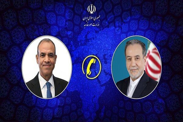 Iran, Egypt FMs discuss de-escalation efforts