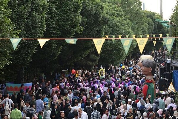 Tehran people celebrate Prophet Muhammad’s birth anniversary