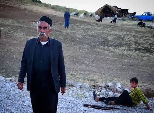 فیلم کوتاه «شیشَک»؛ روایتی از زندگی یک خانواده عشایر بختیاری فیلم کوتاه «شیشَک»؛ روایتی از زندگی یک خانواده عشایر بختیاری