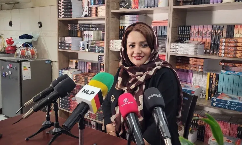 میترا شیرانلی نابغه نویسندگی و نشر کتاب را بیشتر بشناسید میترا شیرانلی نابغه نویسندگی و نشر کتاب را بیشتر بشناسید