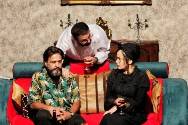 نمایش «شام خداحافظی» تا چهارم آبان در شیراز روی صحنه است