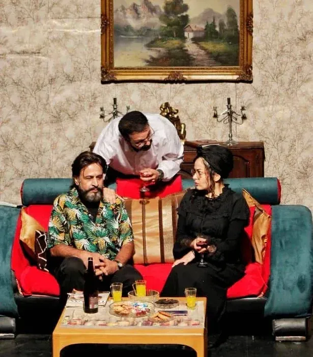 نمایش «شام خداحافظی» تا چهارم آبان در شیراز روی صحنه است