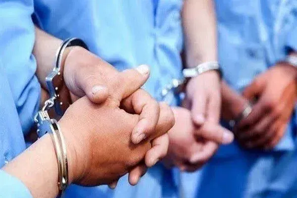 دستگیری ۳ اوباش قمه‌به‌دست در مرند + فیلم