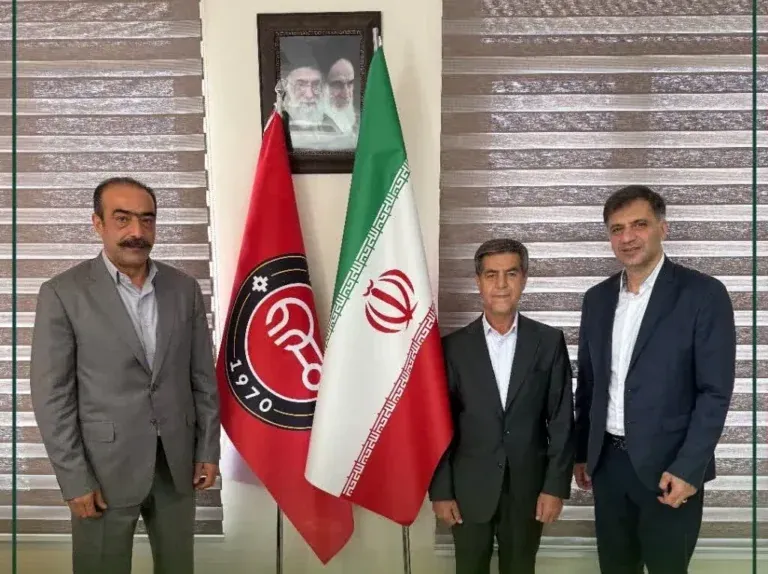 پیگیری مسائل تراکتور در دیدار صدیقی با مدیرعامل باشگاه