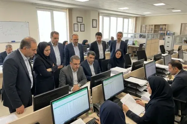 افزایش ۱۰ میلیون تومانی حقوق کارمندان در راه است؟ جزئیات فوق‌العاده خاص